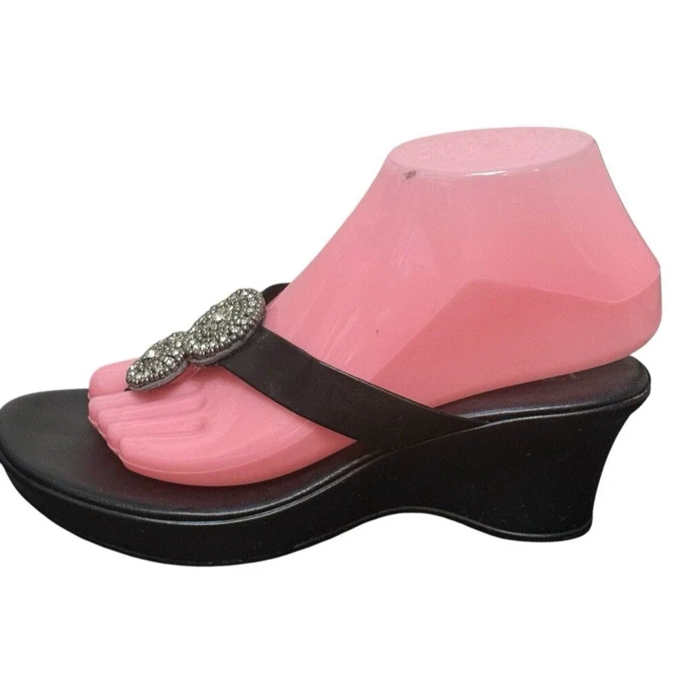 Italian Shoemakers Black Leather Wedge Sandals Rhinestone Size 7 Italy Comfort